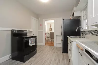 34 Preston St, Springfield, MA 01109 - Photo 14