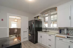 34 Preston St, Springfield, MA 01109 - Photo 10