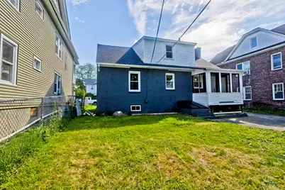46 Knollwood St, Springfield, MA 01104 - Photo 6