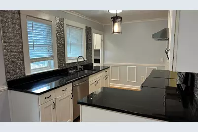31 Acton St #0, Quincy, MA 02170 - Photo 12