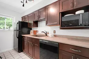 148 Jamestown Dr, Springfield, MA 01108 - Photo 12