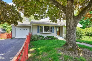 57 Tavistock St, Springfield, MA 01119 - Photo 2