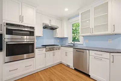 16 Ravenna Rd, Boston, MA 02132 - Photo 14