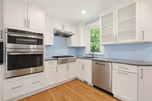 16 Ravenna Rd, Boston, MA 02132 - Photo 14