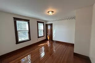 31 Chrome St, Worcester, MA 01604 - Photo 8
