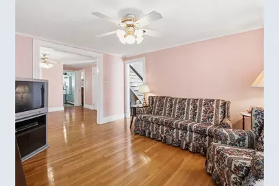 54 Hampshire St, Lowell, MA 01850 - Photo 10
