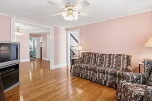54 Hampshire St, Lowell, MA 01850 - Photo 10