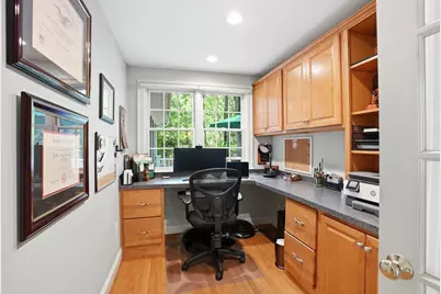 22 Longmeadow Dr, Canton, MA 02021 - Photo 14