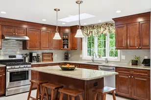 22 Longmeadow Dr, Canton, MA 02021 - Photo 8