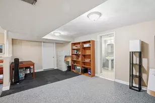 22 Longmeadow Dr, Canton, MA 02021 - Photo 28