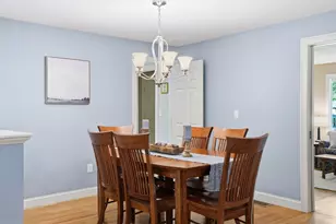 22 Longmeadow Dr, Canton, MA 02021 - Photo 10
