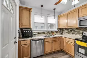 79 Marsden St, Springfield, MA 01109 - Photo 16