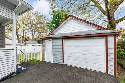 79 Marsden St, Springfield, MA 01109 - Photo 6