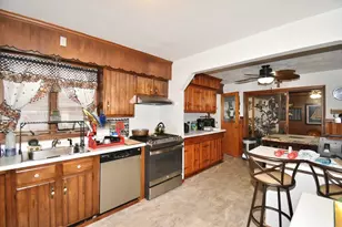 181 Merrimac Ave, Springfield, MA 01104 - Photo 8