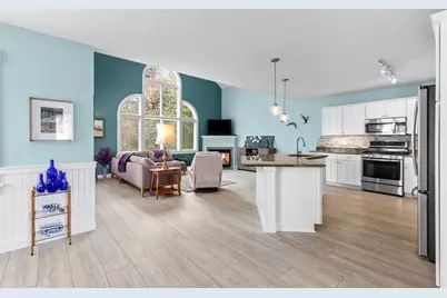 2 Beach Plum Ln #E, Bourne, MA 02532 - Photo 6