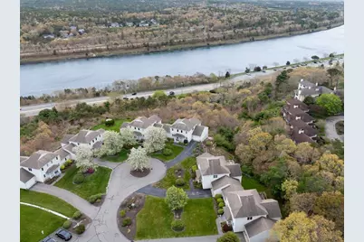2 Beach Plum Ln #E, Bourne, MA 02532 - Photo 2