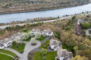 2 Beach Plum Ln, Bourne, MA 02532 - Photo 2