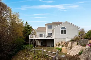 2 Beach Plum Ln, Bourne, MA 02532 - Photo 4