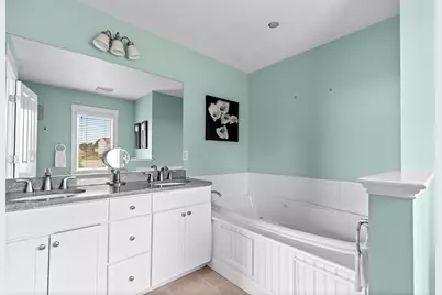 2 Beach Plum Ln #E, Bourne, MA 02532 - Photo 16