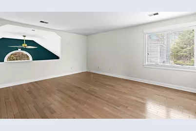 2 Beach Plum Ln #E, Bourne, MA 02532 - Photo 18
