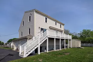 107 Newport Rd, Hull, MA 02045 - Photo 4