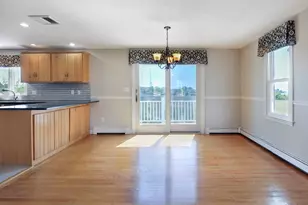 107 Newport Rd, Hull, MA 02045 - Photo 10