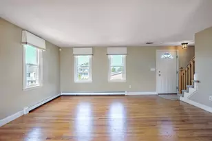 107 Newport Rd, Hull, MA 02045 - Photo 8