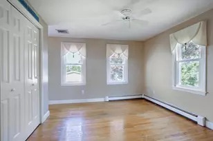 107 Newport Rd, Hull, MA 02045 - Photo 12