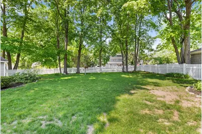85 Mineral Street, Reading, MA 01867 - Photo 34