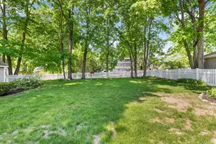 85 Mineral St, Reading, MA 01867 - Photo 34