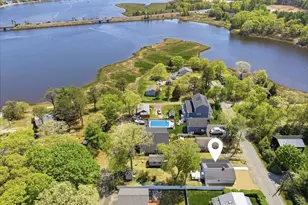 64 Rose Point Ave, Wareham, MA 02576 - Photo 30