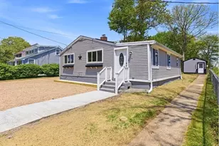 64 Rose Point Ave, Wareham, MA 02576 - Photo 6