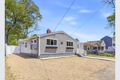 64 Rosepoint Ave, Wareham, MA 02576 - Photo 4