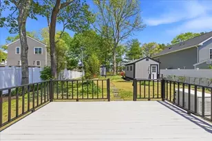 64 Rose Point Ave, Wareham, MA 02576 - Photo 4