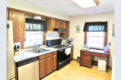 228 Palmer Rd, Monson, MA 01057 - Photo 12