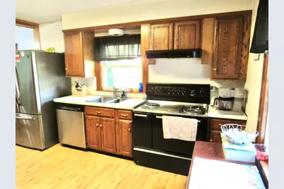 228 Palmer Rd, Monson, MA 01057 - Photo 10