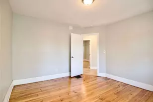 20 Crosby St, Springfield, MA 01105 - Photo 10