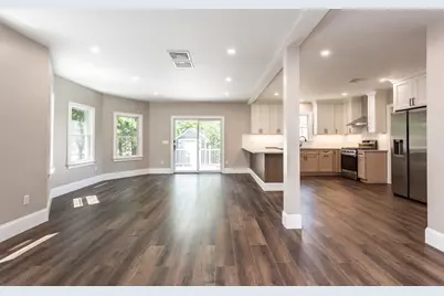 14 Wilmarth St, Attleboro, MA 02703 - Photo 8