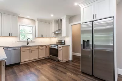14 Wilmarth St, Attleboro, MA 02703 - Photo 12