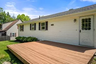 6 Tucker St, Worcester, MA 01606 - Photo 4