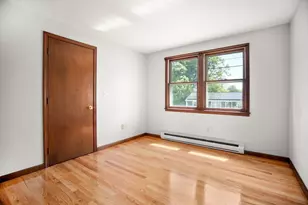6 Tucker St, Worcester, MA 01606 - Photo 18