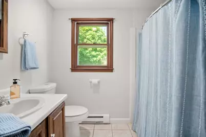 6 Tucker St, Worcester, MA 01606 - Photo 22