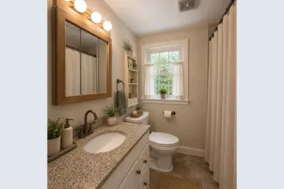 164 W Bacon St, Plainville, MA 02762 - Photo 6