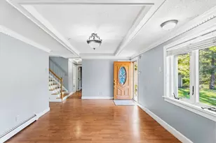 9 E Harbor Cir, Falmouth, MA 02536 - Photo 2