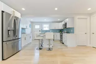 34 Underhill St, Winthrop, MA 02152 - Photo 4