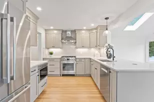 21 Clark Rd, Bedford, MA 01730 - Photo 10
