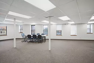 222 Carew St, Springfield, MA 01104 - Photo 16