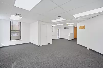 222 Carew St, Springfield, MA 01104 - Photo 10