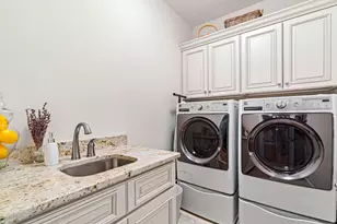 9 Muirfield Cir, Andover, MA 01810 - Photo 24