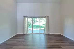 65 Bayberry Ln, Dartmouth, MA 02747 - Photo 6